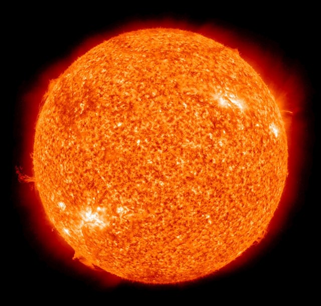 Kada bi se Sunce sada ugasilo, zemljani bi to osjetili nakon 8 minuta jer toliko treba sunčevoj svjetlosti da dođe do Zemlje!