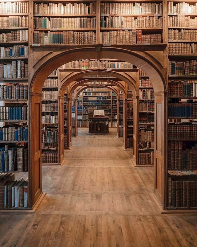Knjižnica, Gorlitz, Njemačka