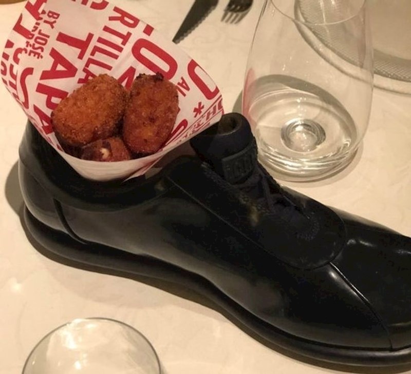 12. Tip se zgrozio i rekao konobarima da ovo slobodno ponesu svojoj kući na njegov račun. Čak su i oni odbili...