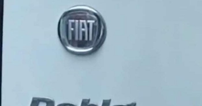 Netko je nadodao riječ na Fiatov model auta, fora je tako jednostavna, a tako smiješna
