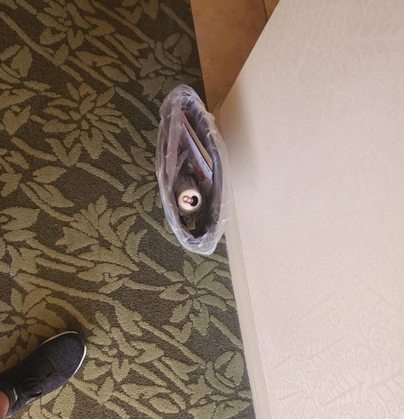 Kanta za smeće nije baš iz posljednje kolekcije