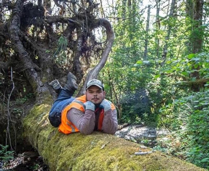 Hvala ovom neznancu što mi se nije dirao u opremu, već je samo zauzeo pozu i ostavio mi ovu uspomenu!