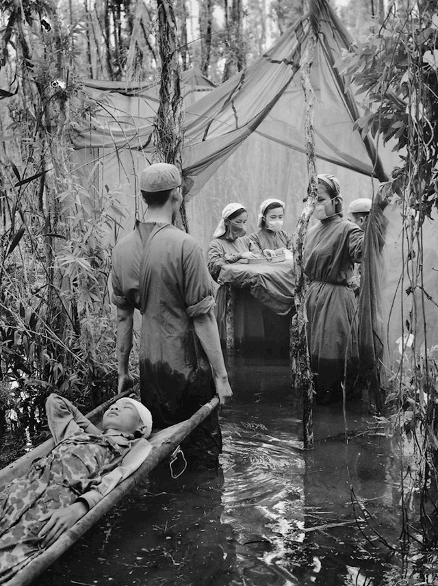 Improvizovaná nemocnice ve vietnamské válce, 1970