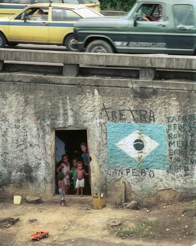 Negdje u Brazilu tokom devedesetih