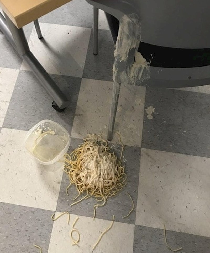 Što je ljudima s tjesteninom i ispadanjem??