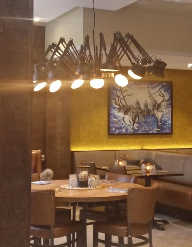 Stravičan izbor lustera, zar ne?