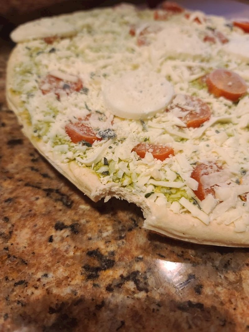 "Nakon što me pola dana molio da za večeru bude pizza..."