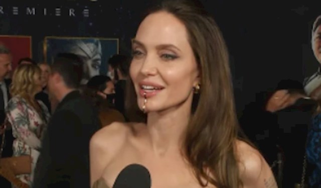 Nezaobilazna Angelina Jolie u mladosti se pojavila u spotu "Alta marea" Antonella Vendittia