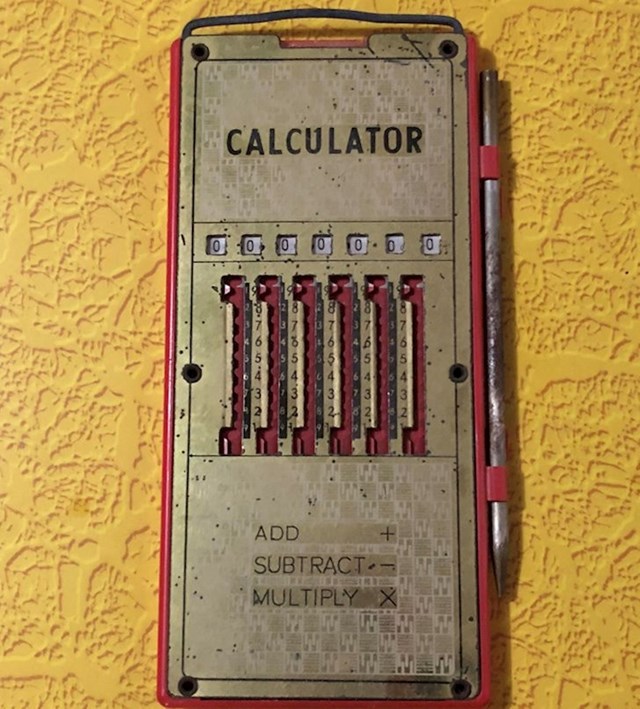 Nikada nismo vidjeli ovakav kalkulator!