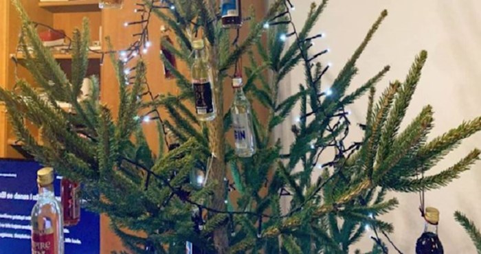 Božićno drvce iz Dalmacije apsolutni je hit društvenih mreža, lajkaju ga tisuće ljudi