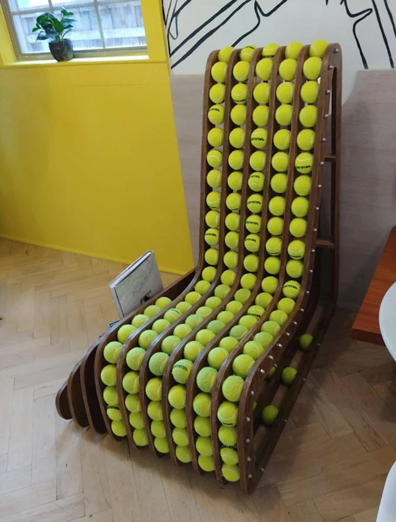 Uhh, ovo izgleda kao da bi razbilo svu bol u leđima!