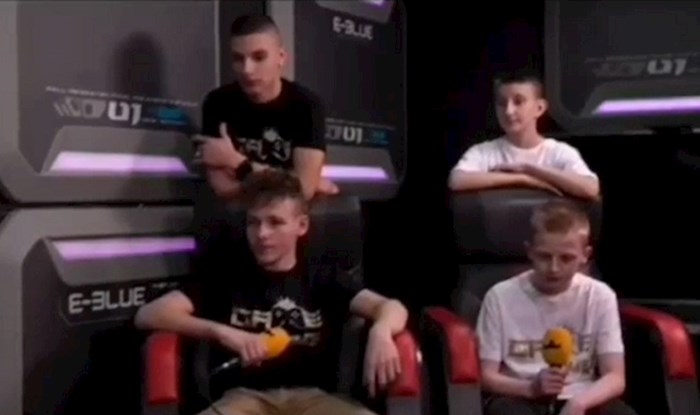 VIDEO Dječak u odjavnoj špici emisije pozdravio učiteljicu; razlog je presmiješan