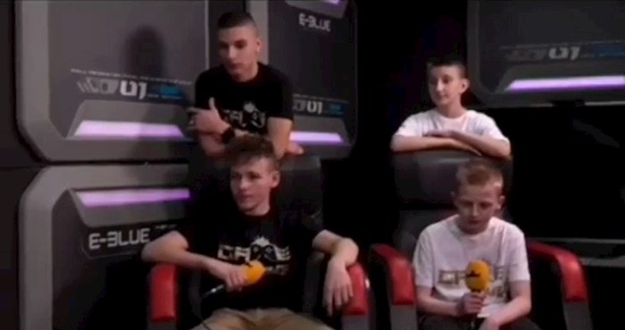 VIDEO Dječak u odjavnoj špici emisije pozdravio učiteljicu; razlog je presmiješan