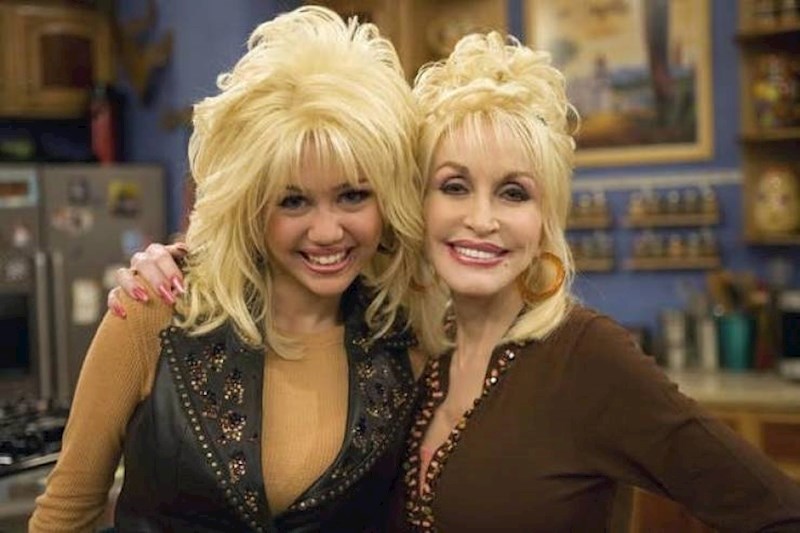 Dolly Parton je kuma Miley Cyrus