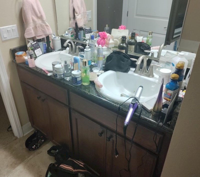 Naša, tj. njezina kupaona