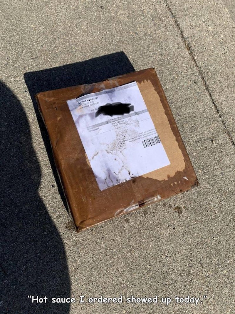 Tipu je stigao paket ljutih umaka