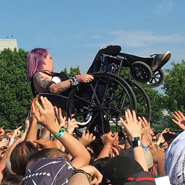 Otkad je završila u invalidskim kolicima, mislila je da više nikada neće doživjeti uzbuđenje na koncertu...