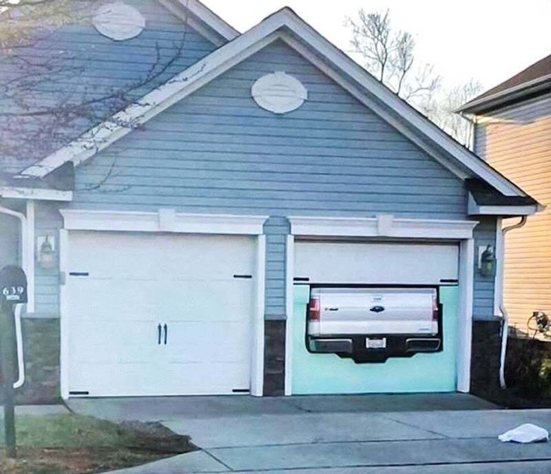 Kada auto ne stane u garažu...