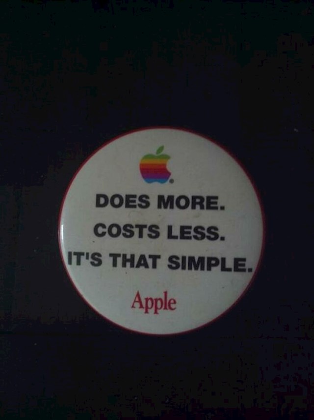 Netko je pronašao stari Appleov bedž