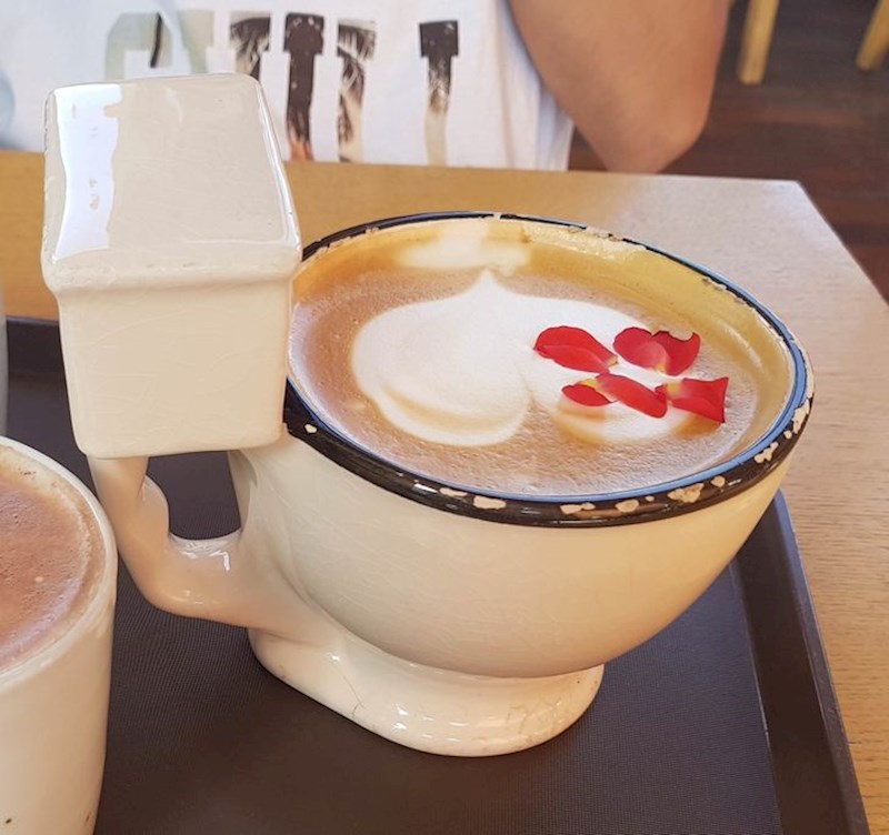 8. Zanimljiv izbor šalice