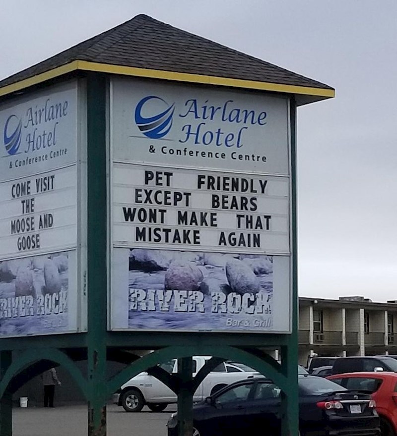 Priču iza ovog natpisa ne znamo, ali bismo je definitivno voljeli doznati