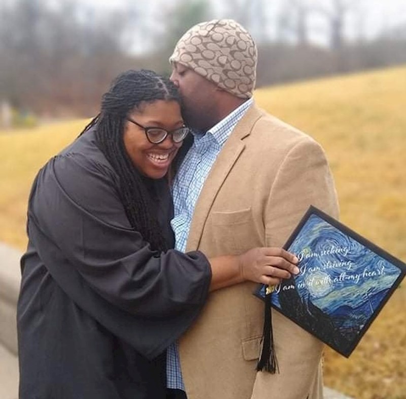 "S 15 sam se suočila s teškom dijagnozom i nisam znala hoću li doživjeti 20. rođendan. Danas imam 24 i upravo sam diplomirala!"