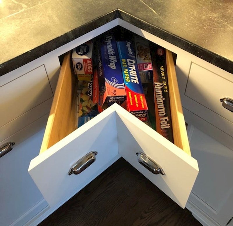 Tko kaže da ne postoji kutna ladica??