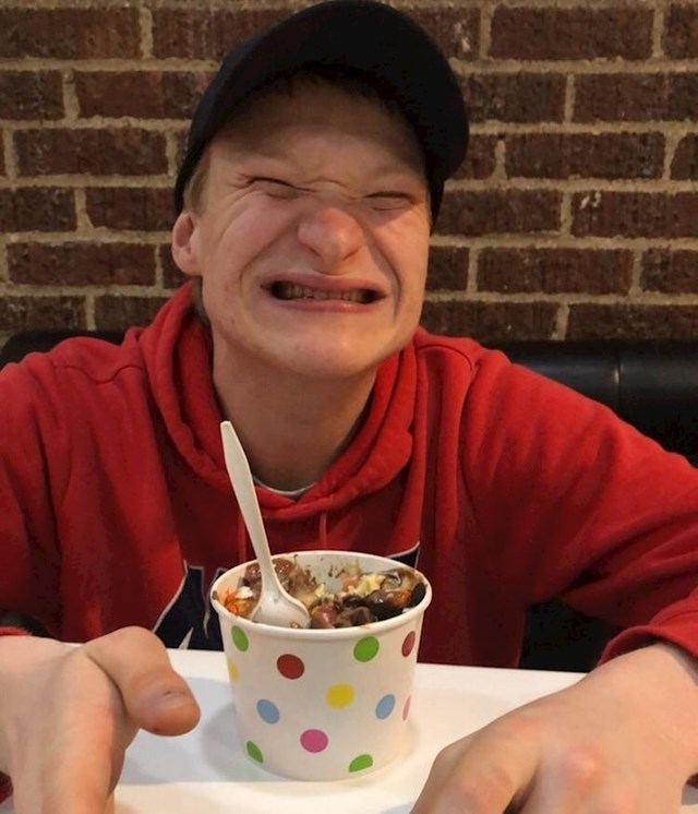 "Moj brat autist je sretan što sam ga izveo na sladoled nakon nekoliko mjeseci lockdowna"