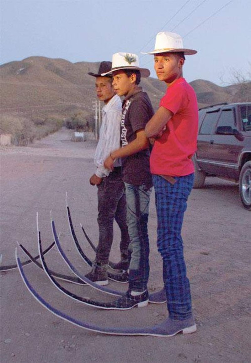 14. Da nam je vidjeti kako hodaju u ovome!