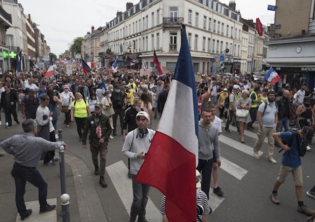 "Francuska bi vjerojatno protestirala oko nečega i razbila nekoliko prozora"