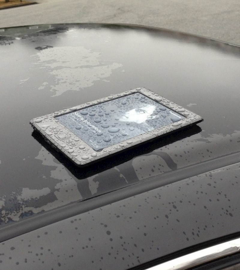 "Dok sam ušao u kuću i shvatio da nemam mobitel, vani je pala kiša i smočila ga..."