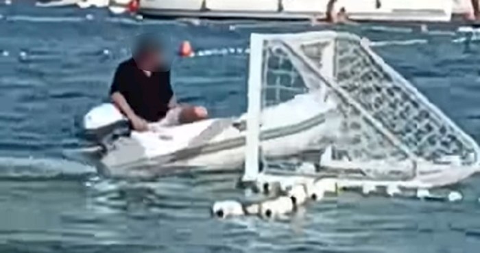 Snimka iz Dalmacije: Morate vidjeti kako tip vozi gumenjak, ljudi na plaži umiru od smijeha