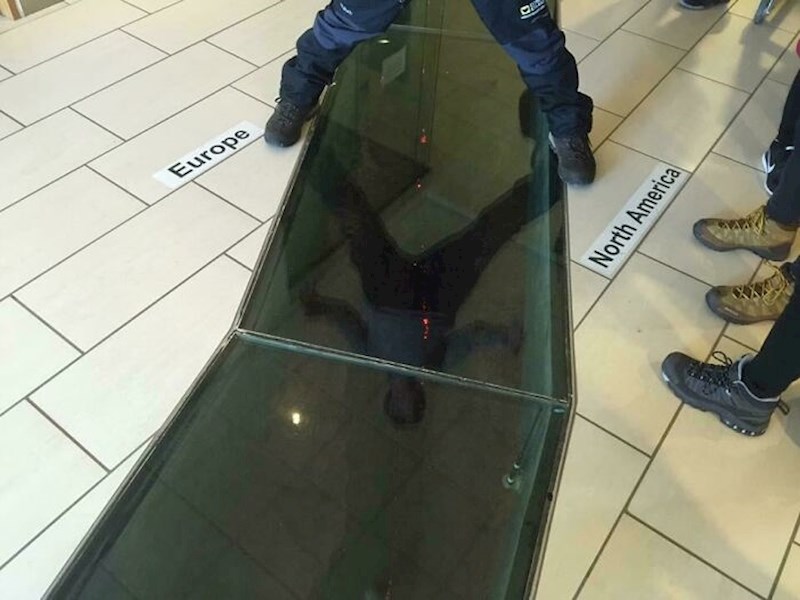 Na Islandu postoji mjesto na kojem istovremeno možete stati na sjevernoameričkoj i europskoj tektonskoj ploči