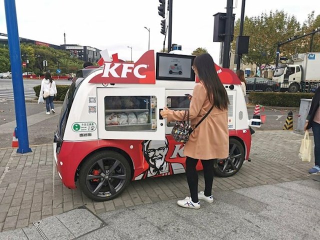KFC-ovo vozilo bez vozača normalna je pojava u Japanu