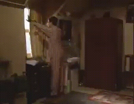 Sjećate li se ove scene? Jeste li spremni za jutarnju gimnastiku?