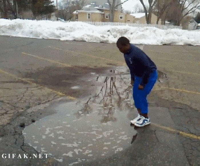 GIF: Tri, dva, jedan...BOOOM