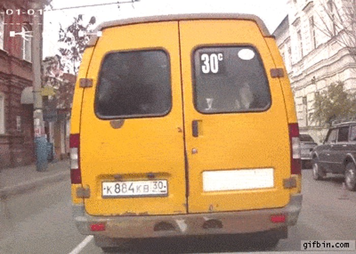 GIF: Dobro da je ovaj put kasnio na bus