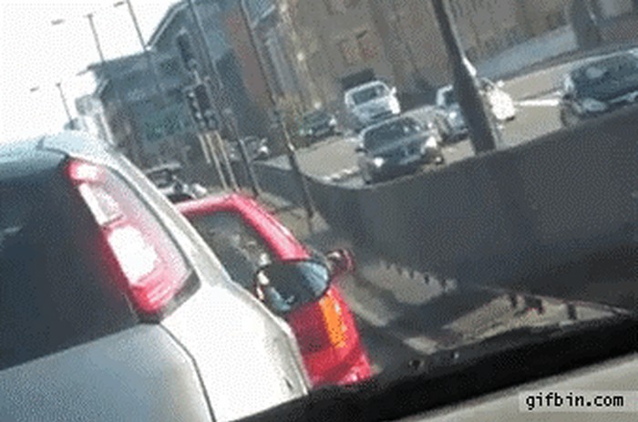 Zastoji na cesti: Evo što raditi kad ti čekanje dosadi!