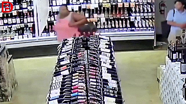 ODVRATNO Sigurnosna kamera je snimila kako je debela žena krala po supermarketu