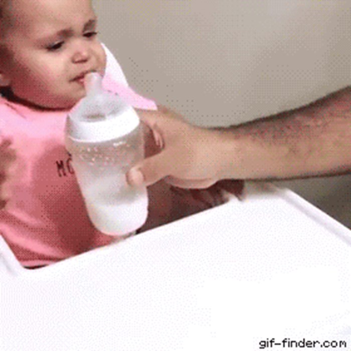 GIF Ovu bebu može razveseliti samo jedna stvar