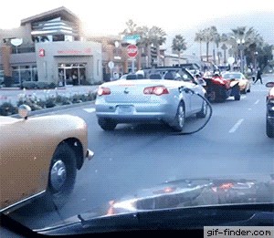 Kako prepoznati umirovljenike za volanom