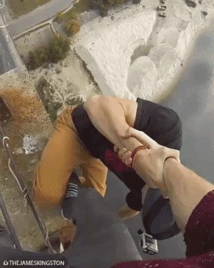 GIF: Ovo je definitivno NAJOPASNIJI hobi na svijetu!