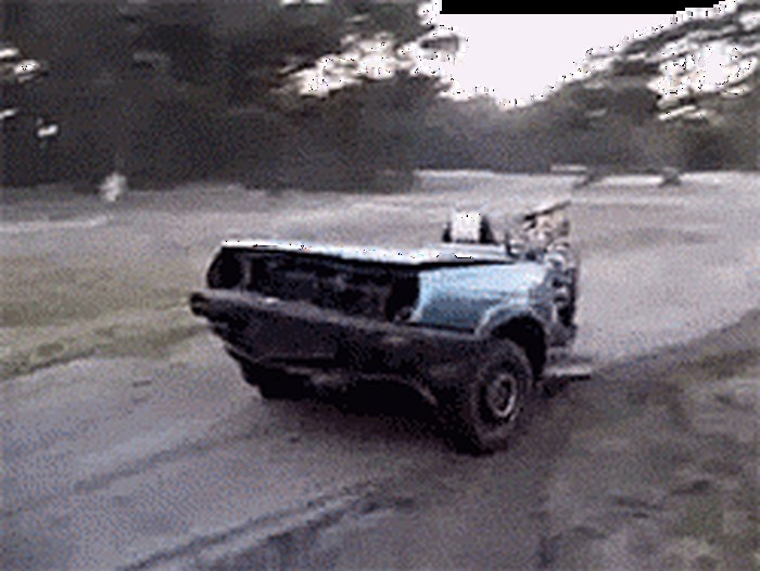 GIF: Golf dvojka ne odustaje. NIKADA!