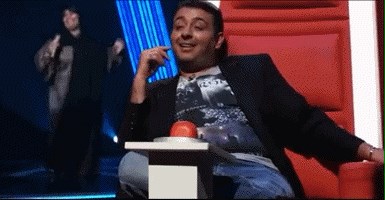 GIF Dao joj je prolaz, a kada je vidio kako izgleda, predomislio se