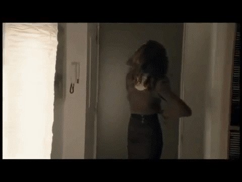 GIF: Evo zbog čega zabave iznenađenja nisu baš uvijek dobra ideja