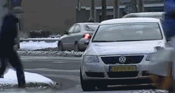 GIF: Trolanje vozača