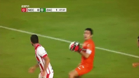 Je li ovo najnes(p)retniji autogol vratara u povijesti nogometa?