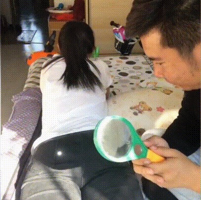 Djevojku je uspio naljutiti bez ijednog dodira ili progovorene riječi