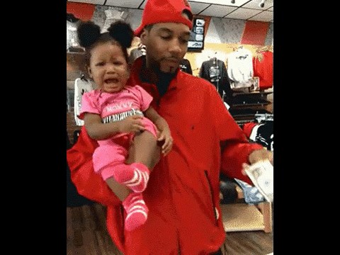 GIF: Najbolji dokaz ikad da novac usrećuje