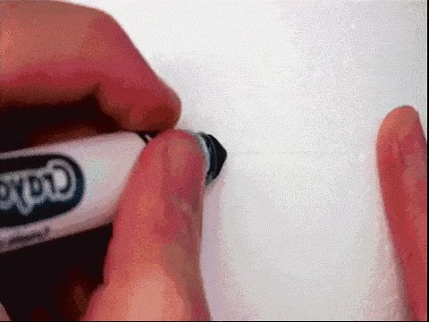 GIF: Nemoguće! Trokut s tri prava kuta?